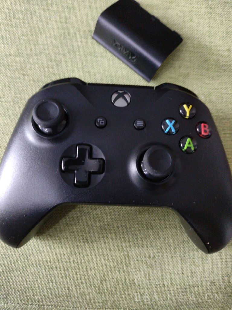 出个xboxones手柄