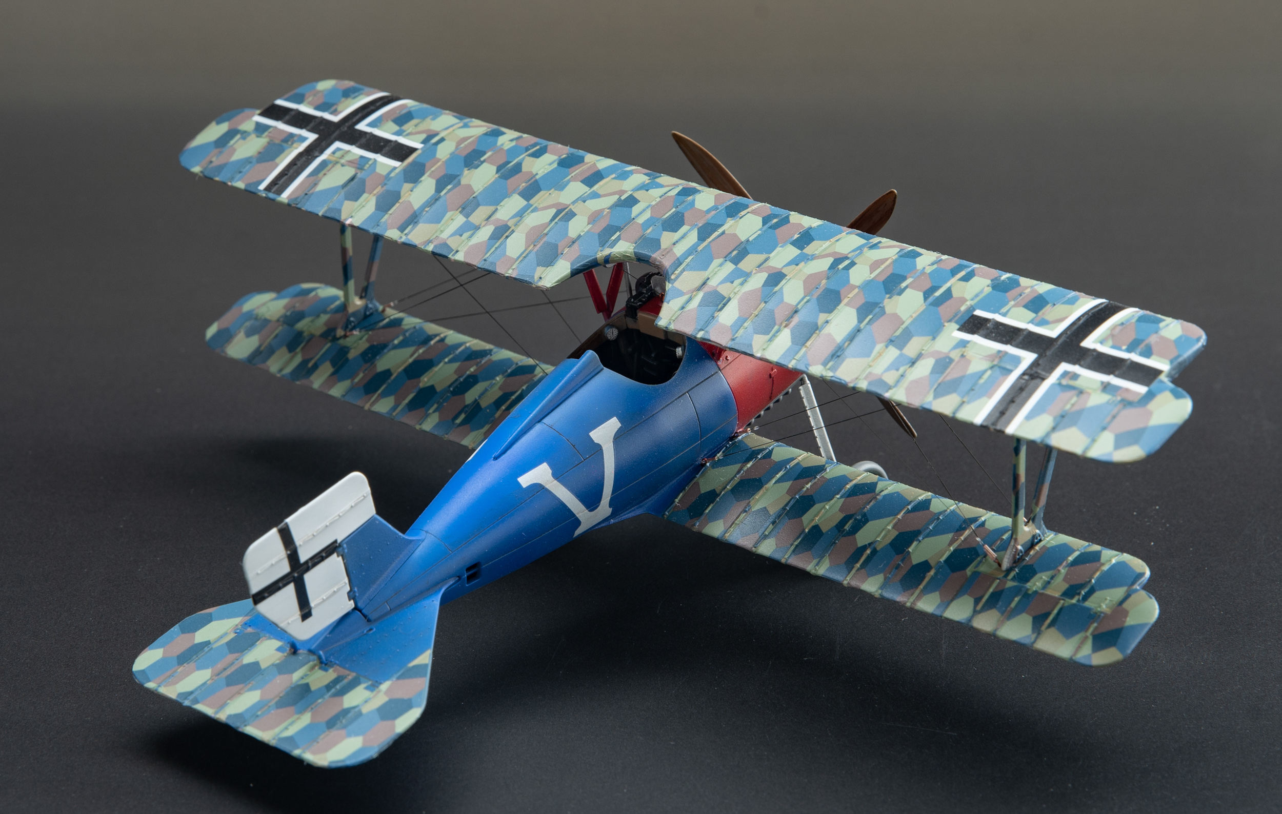 [拼装] 牛魔王 双翼战斗机 1/48西门子舒克特 ssw d.iii