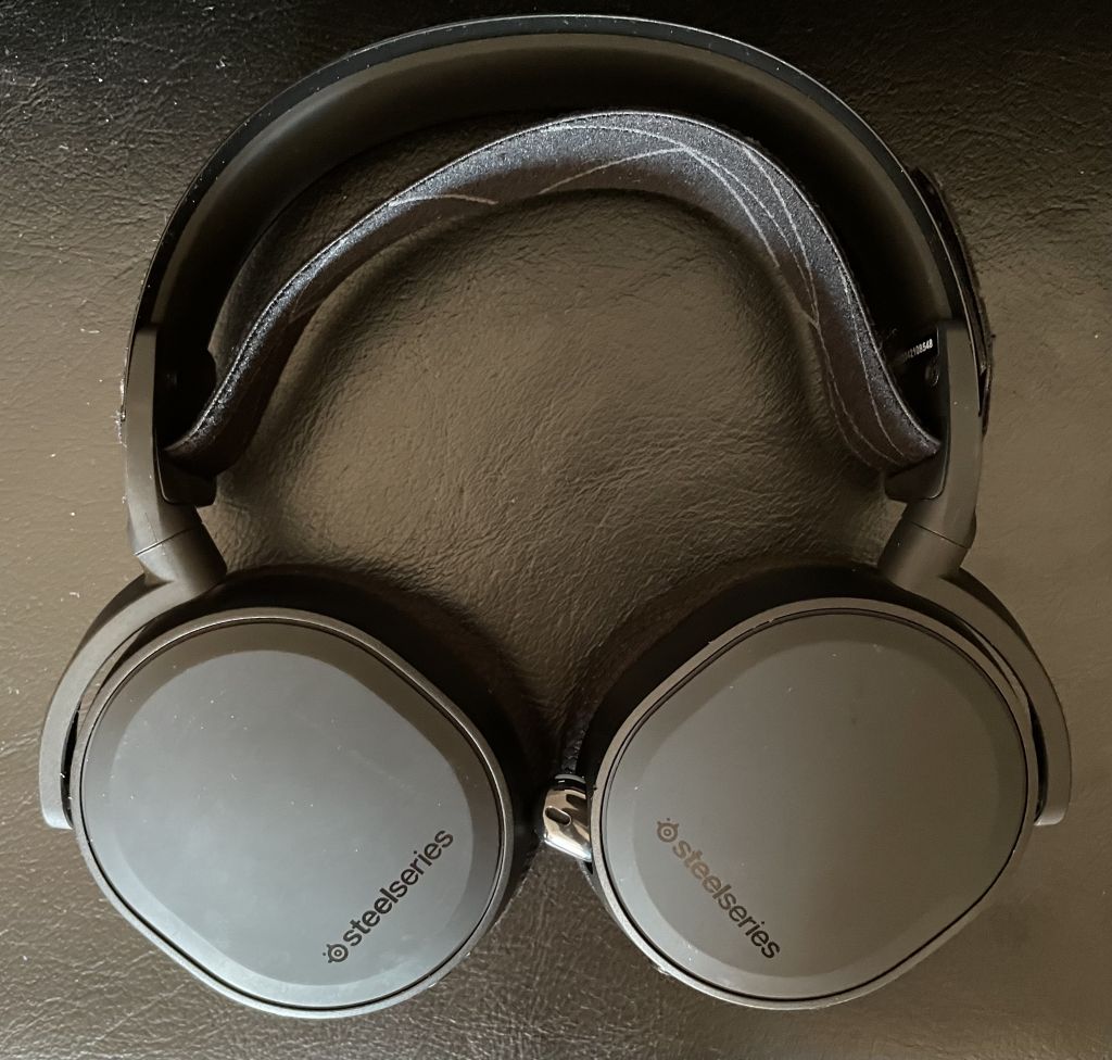 出steelseries/赛睿 arctis pro7 寒冰7 无线游戏耳机