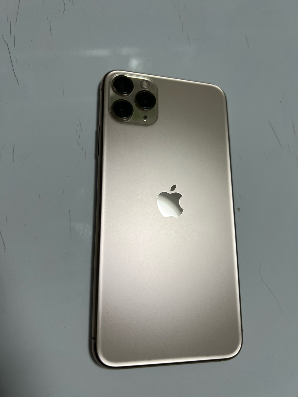 爱疯11pro max图片,爱疯12promax图片 iphone11promax国行256金色