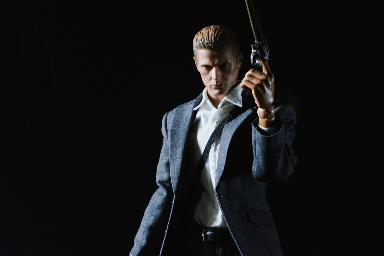 可动成品hottoys生化危机威斯克10没戴墨镜