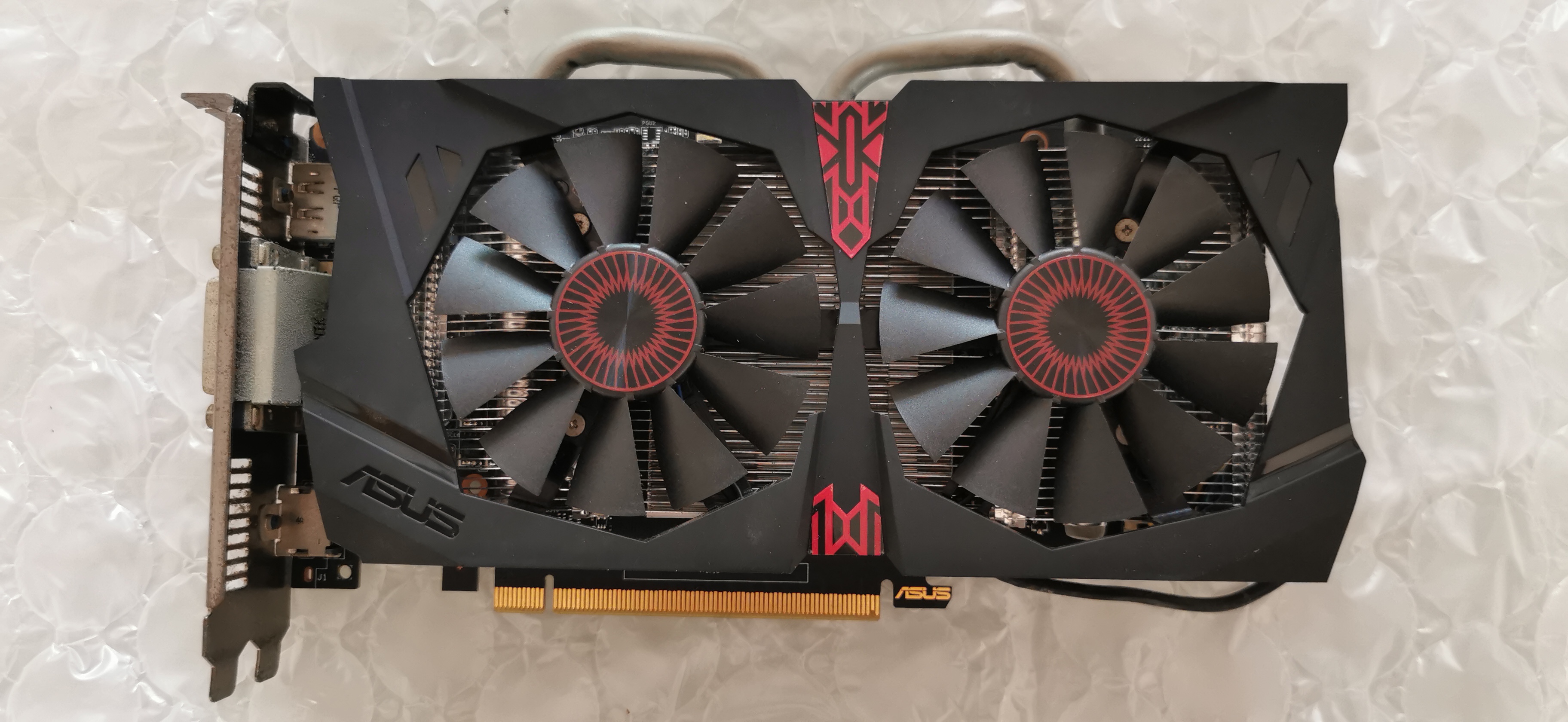 出个华硕猛禽gtx950 2g显卡