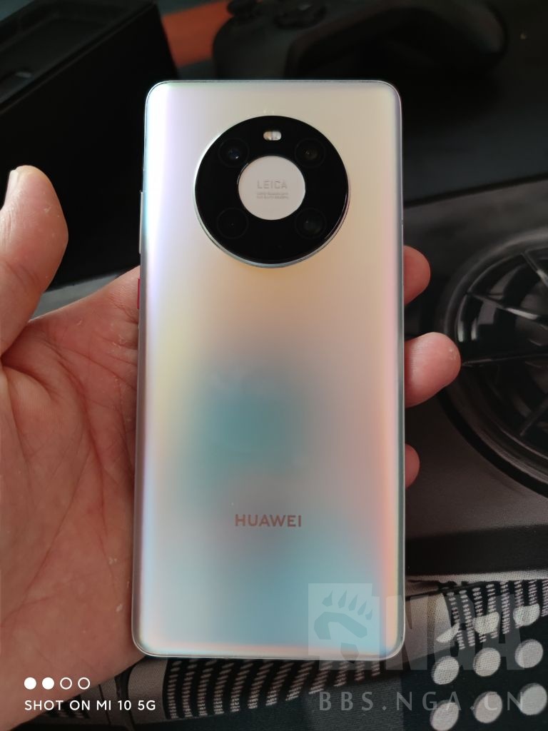 [手机平板] 华为mate40 8 128 银色 5g 麒麟9000e 4300