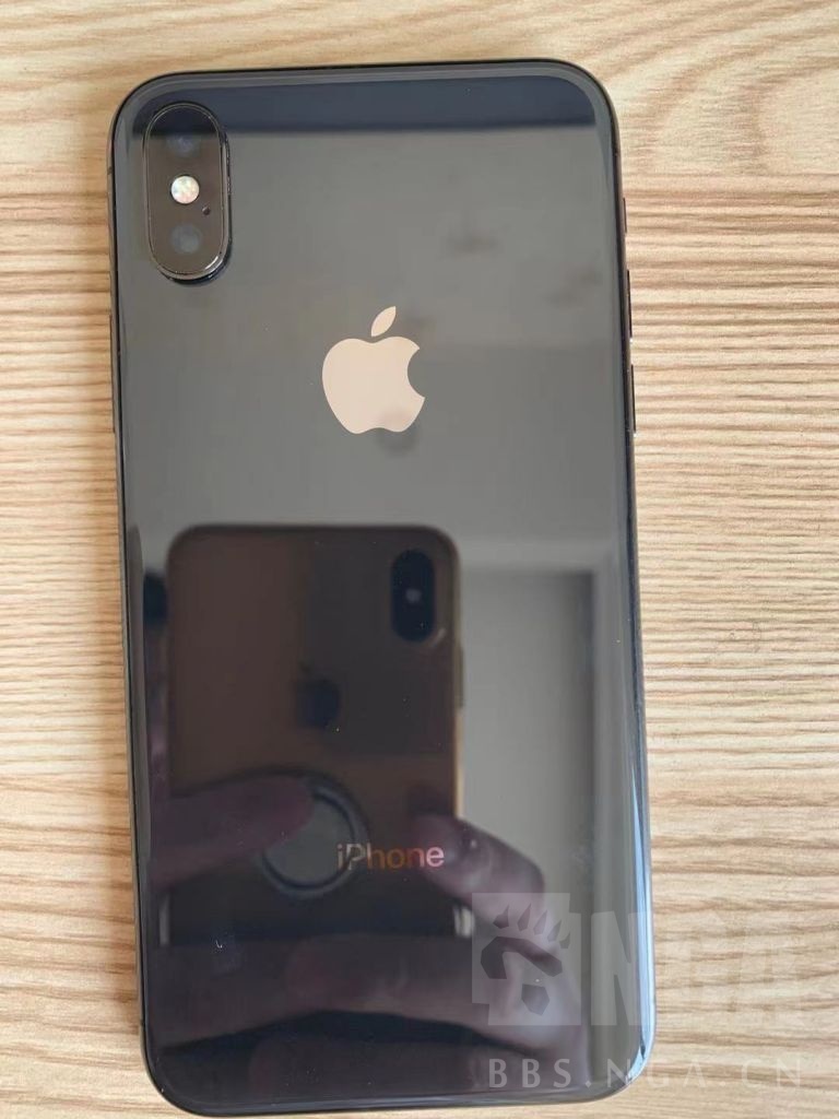 出一个iphonex64g