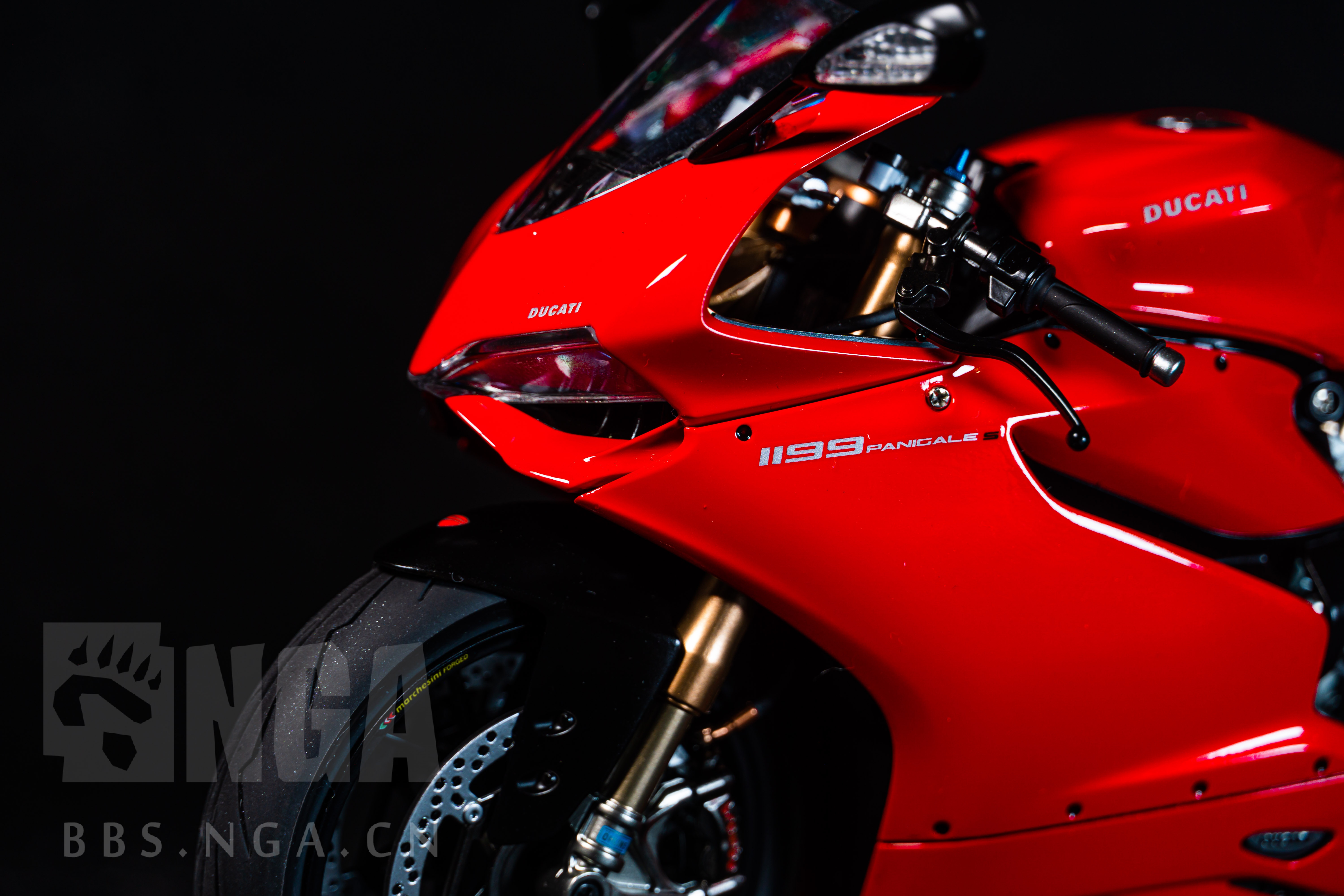 拼装喜提杜卡迪民用模型初体验杜卡迪1199新手渣作