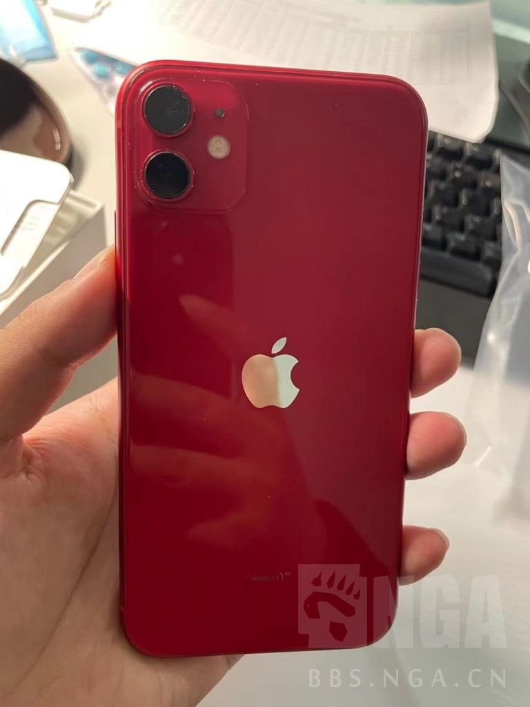 手机平板出媳妇换13剩下的iphone1164g红色过保电池89