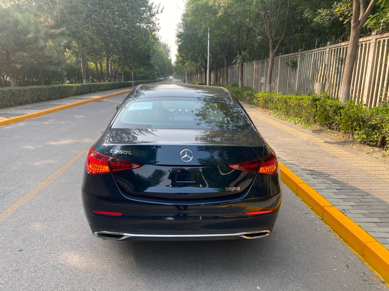 更新车版专栏提车作业42车版首提2022款奔驰c260l松石绿加玛奇朵米色