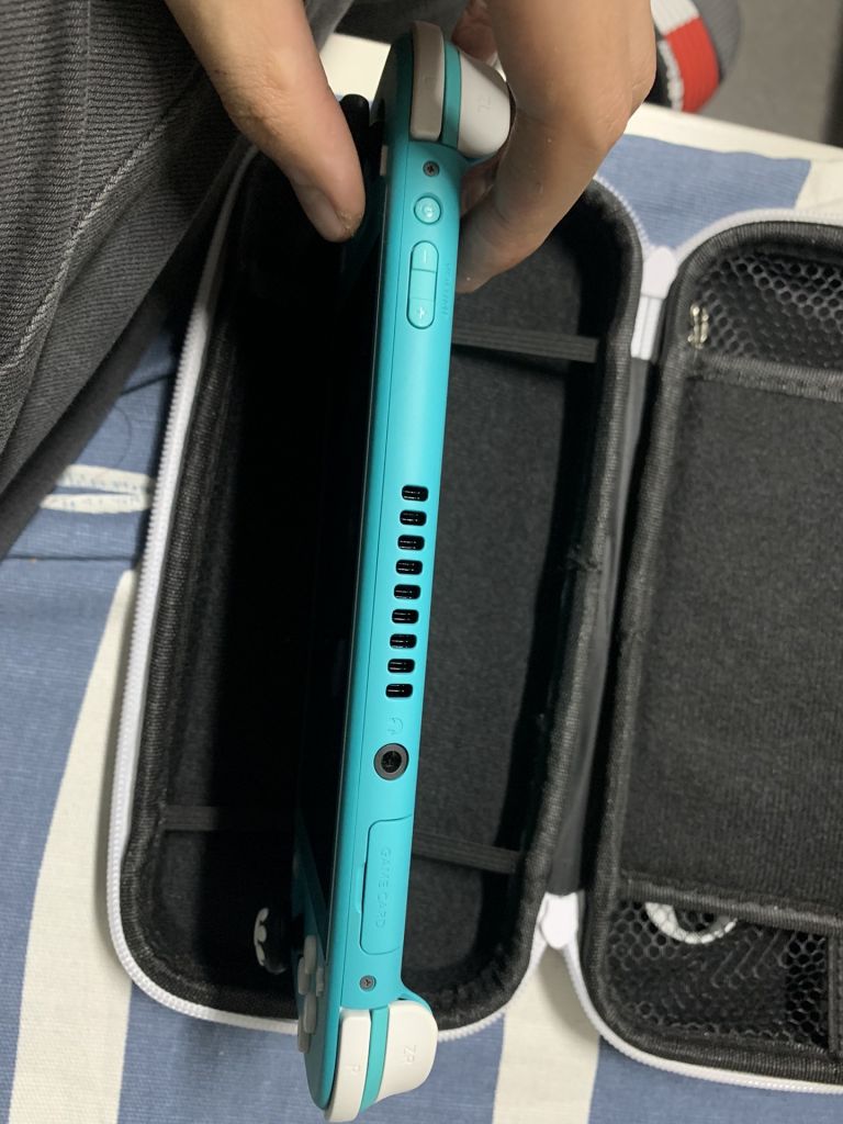 (已出)出95新港版蓝绿色switch lite850到付 285塞尔达带盒包邮