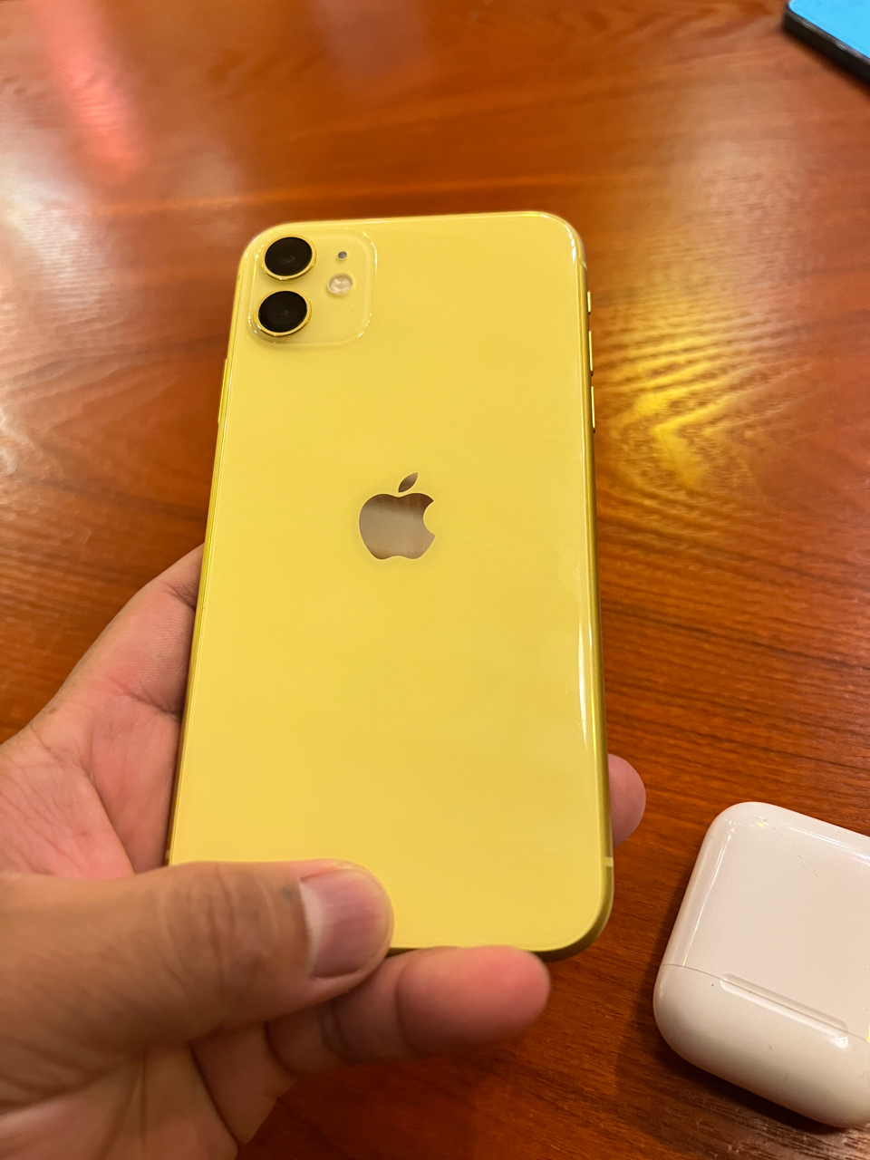 手机平板iphone11黄色256g已出