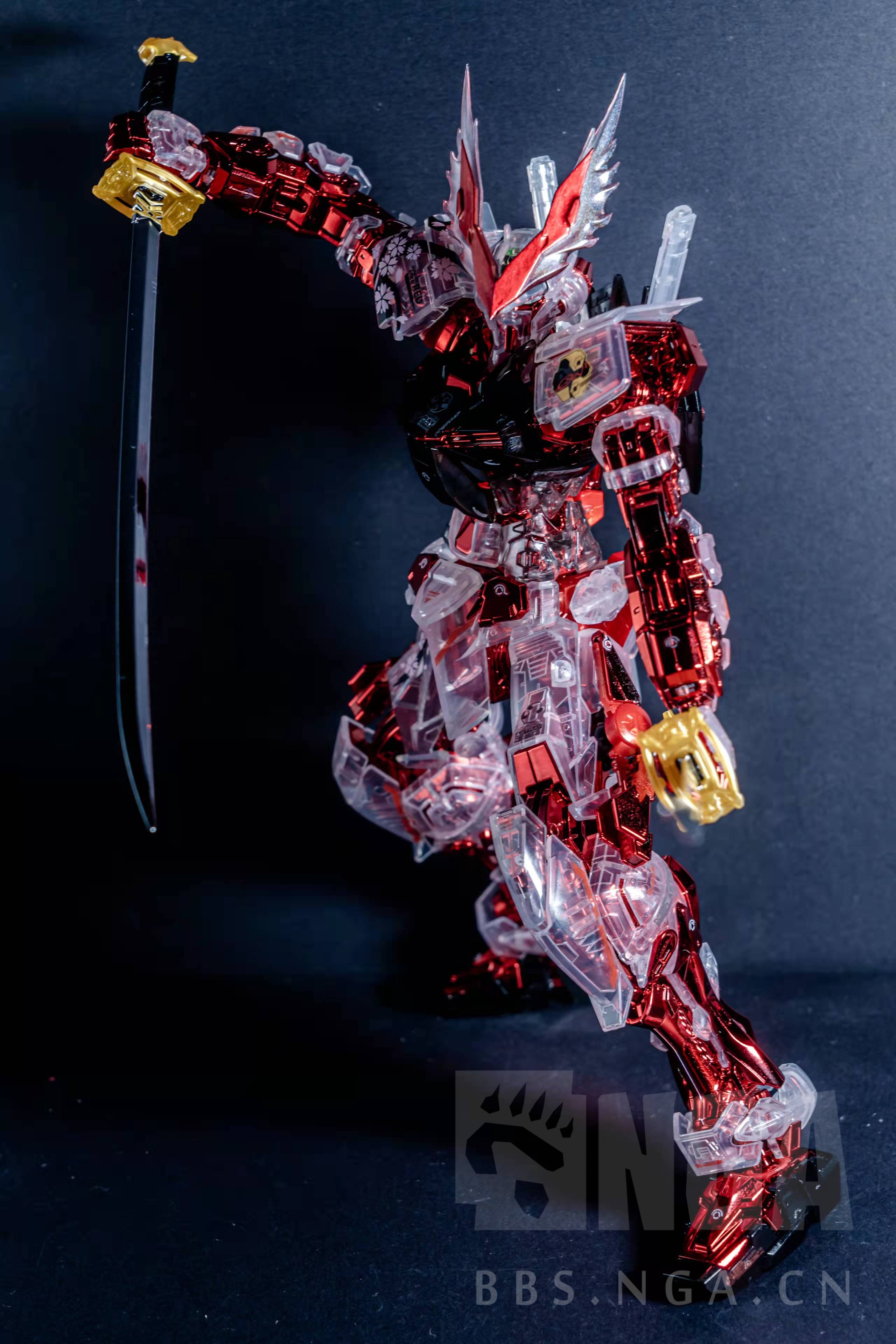 拼装日狗官方关于这次的pg电镀红异端改我觉得可以用基本相同概念的mg