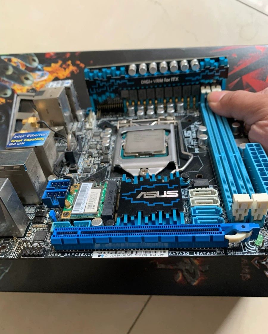 出华硕p8z77ideluxe成色新638包邮