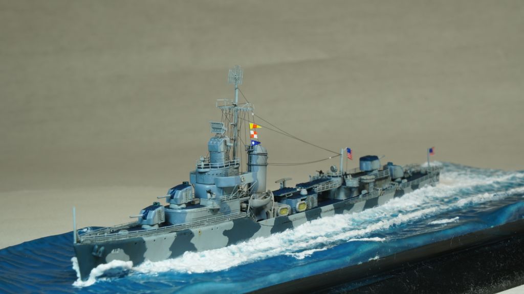 拼装1700哈曼号驱逐舰