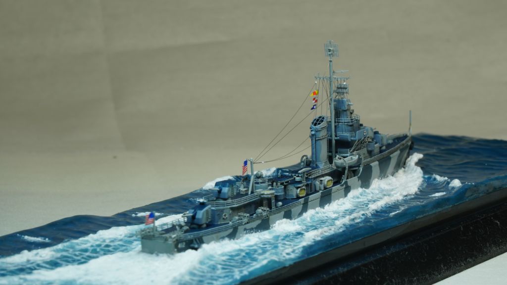 拼装1700哈曼号驱逐舰