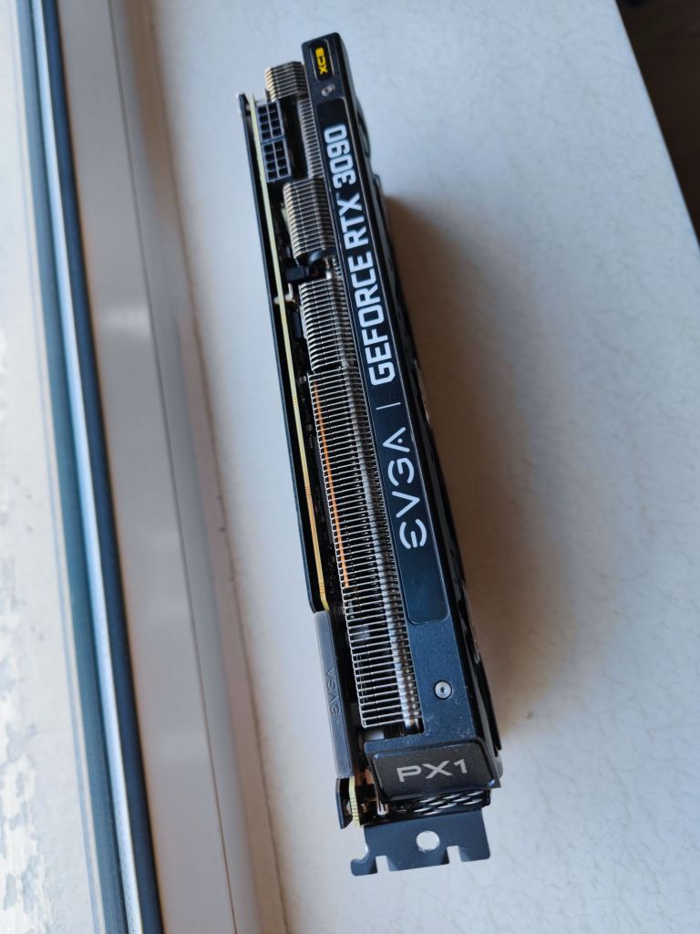 evga3090xc3ultra拆解应该是最小的非涡轮3090了吧