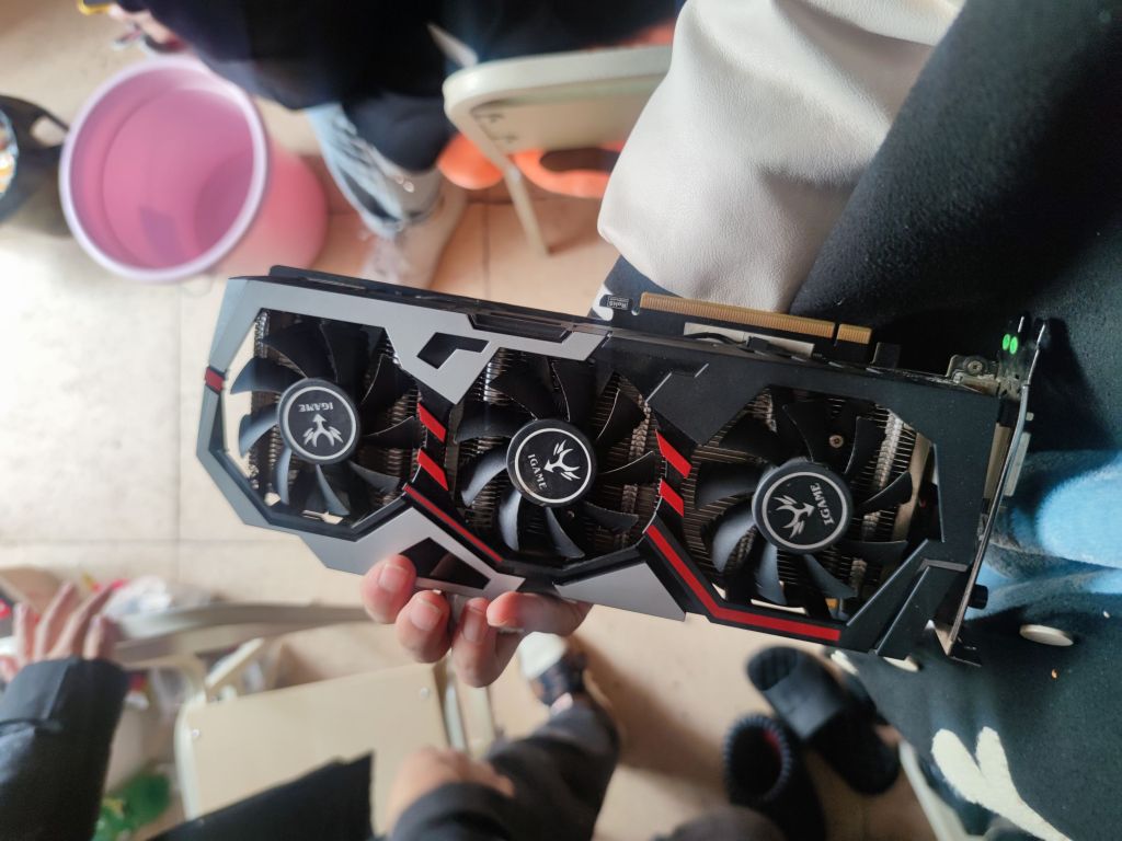 gtx1080七彩虹烈焰战神