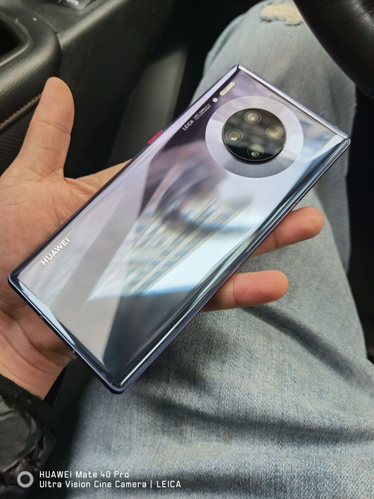 出个成色不错的mate30pro5g版银色8256