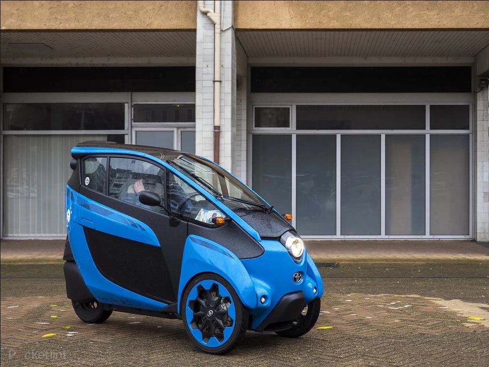 丰田i-road城市电动车