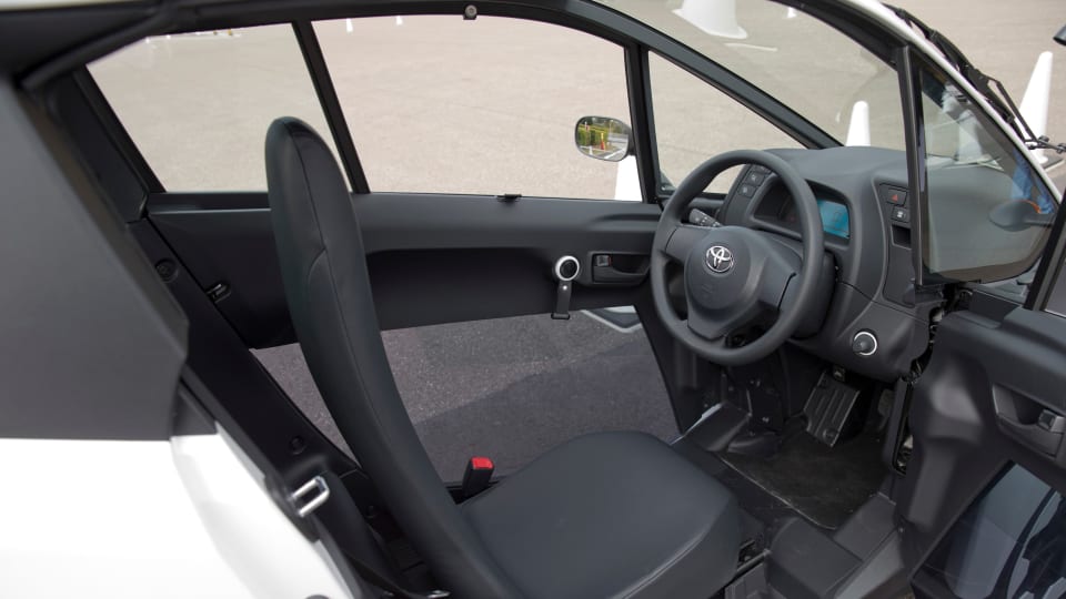 丰田iroad城市电动车