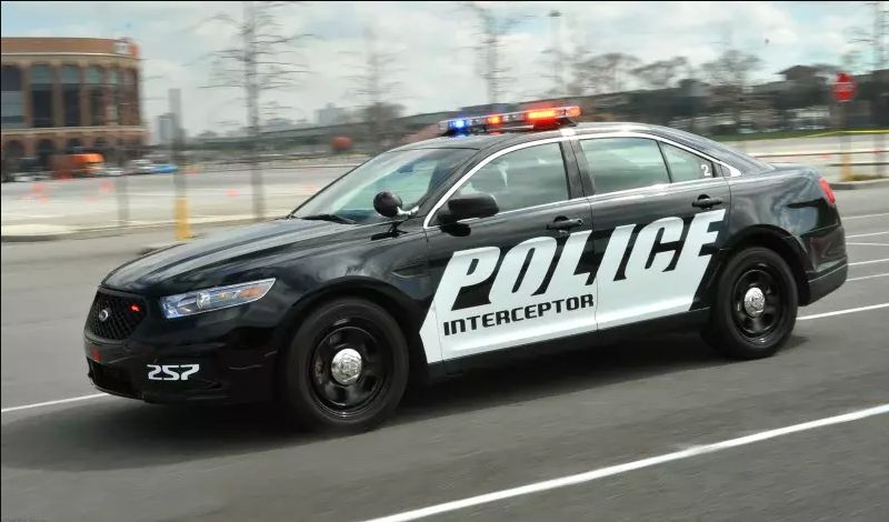 美国福特金牛座警车