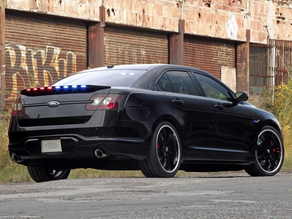 美国福特金牛座警车