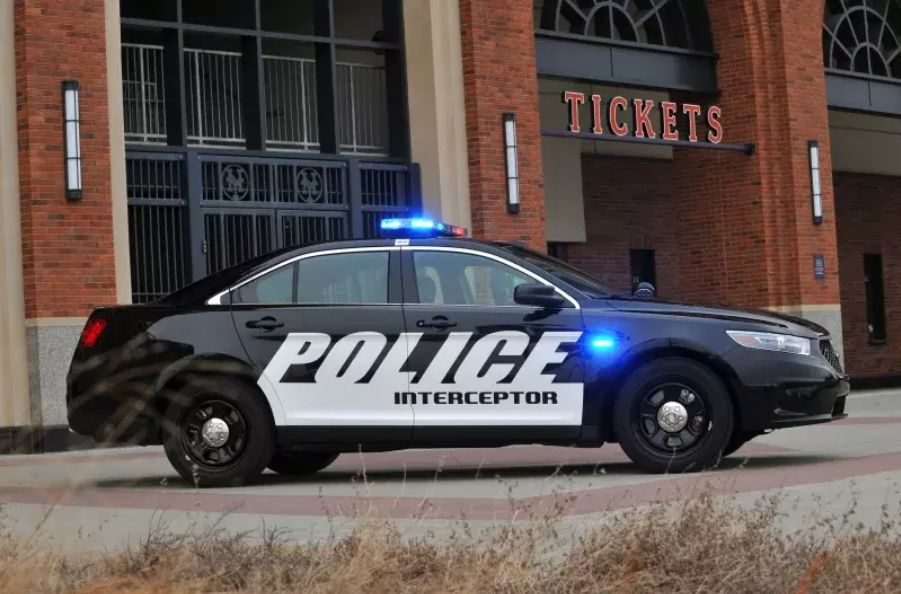 美国福特金牛座警车