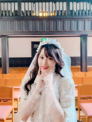 小仓唯在推上发布了新的圣诞装自拍