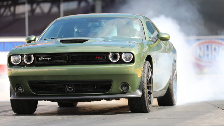 道奇挑战者r/t scat pack 1320