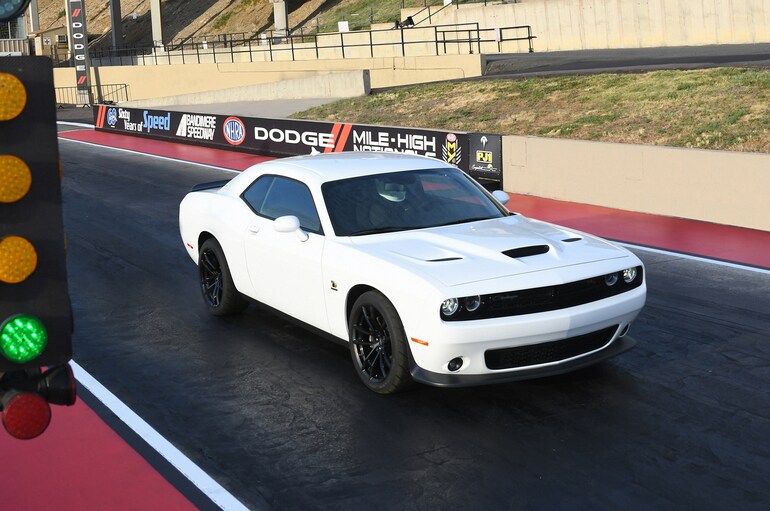 道奇挑战者r/t scat pack 1320