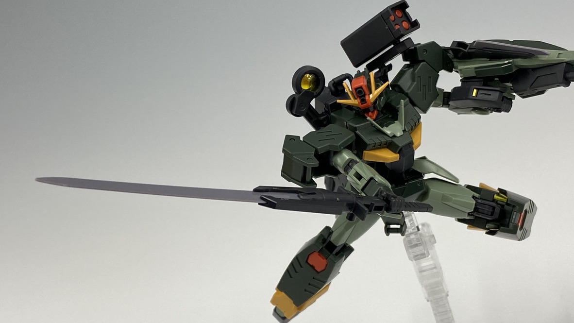 [新闻资讯 hggbb 1/144 00量子高达 指挥官型 官博介绍