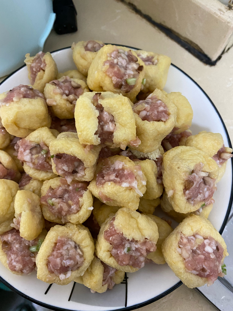 给男友做的新菜品豆腐泡塞肉