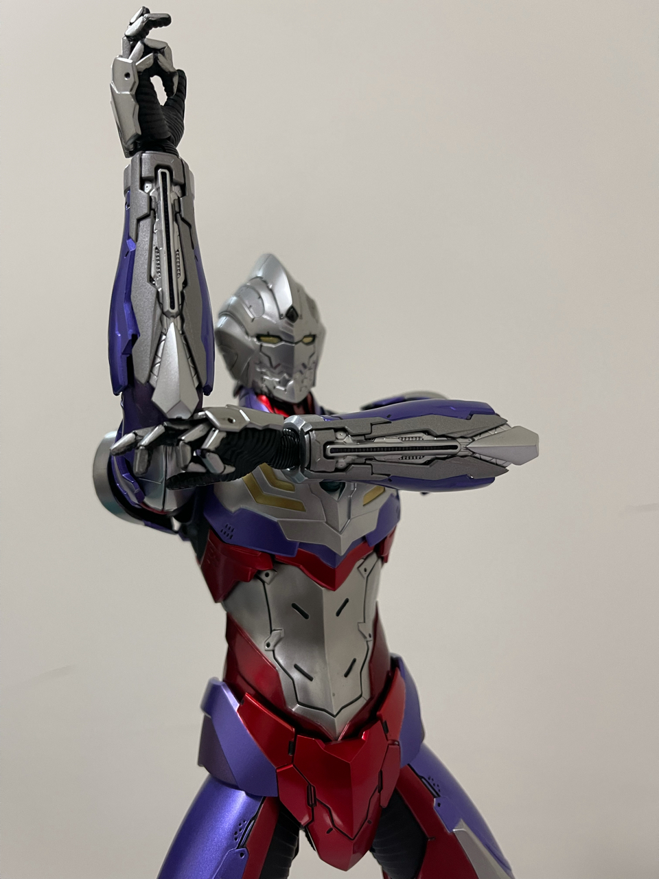 可动成品threezero机动迪迦把玩体验max