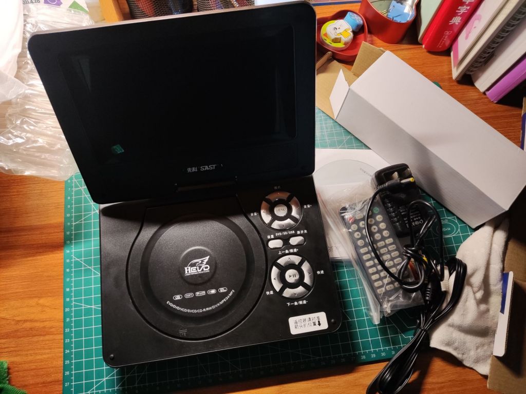 先科sast便携式dvd播放机 9.999999几乎全新