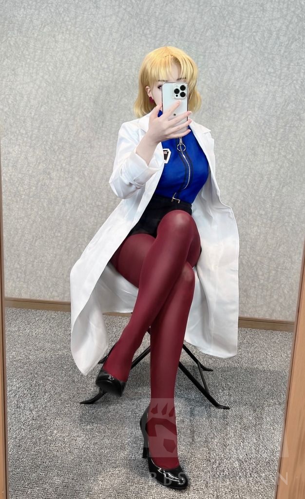 大家觉得这个赤木律子的cos怎么样