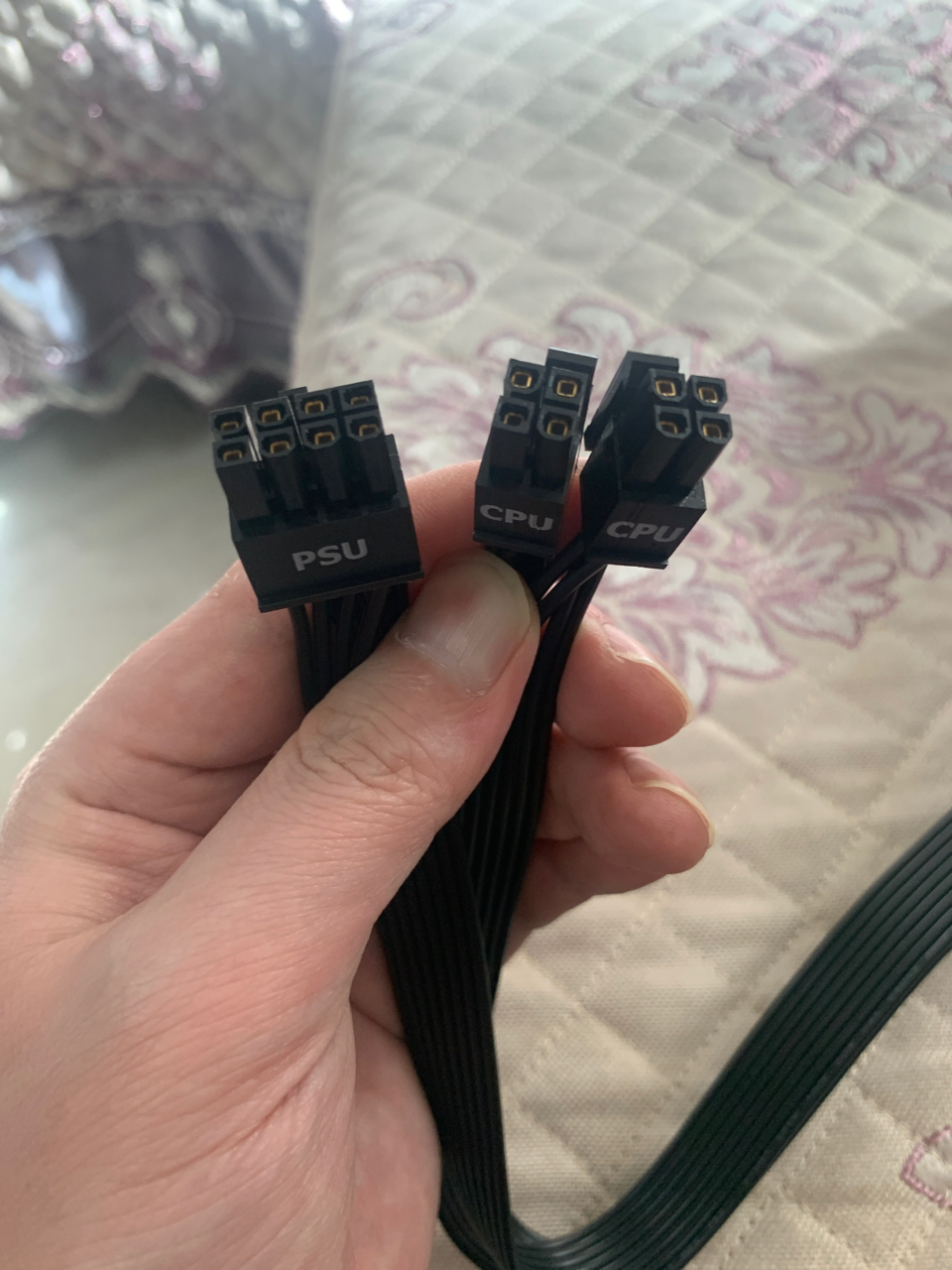 向各位大佬求助一个cpu电源的问题