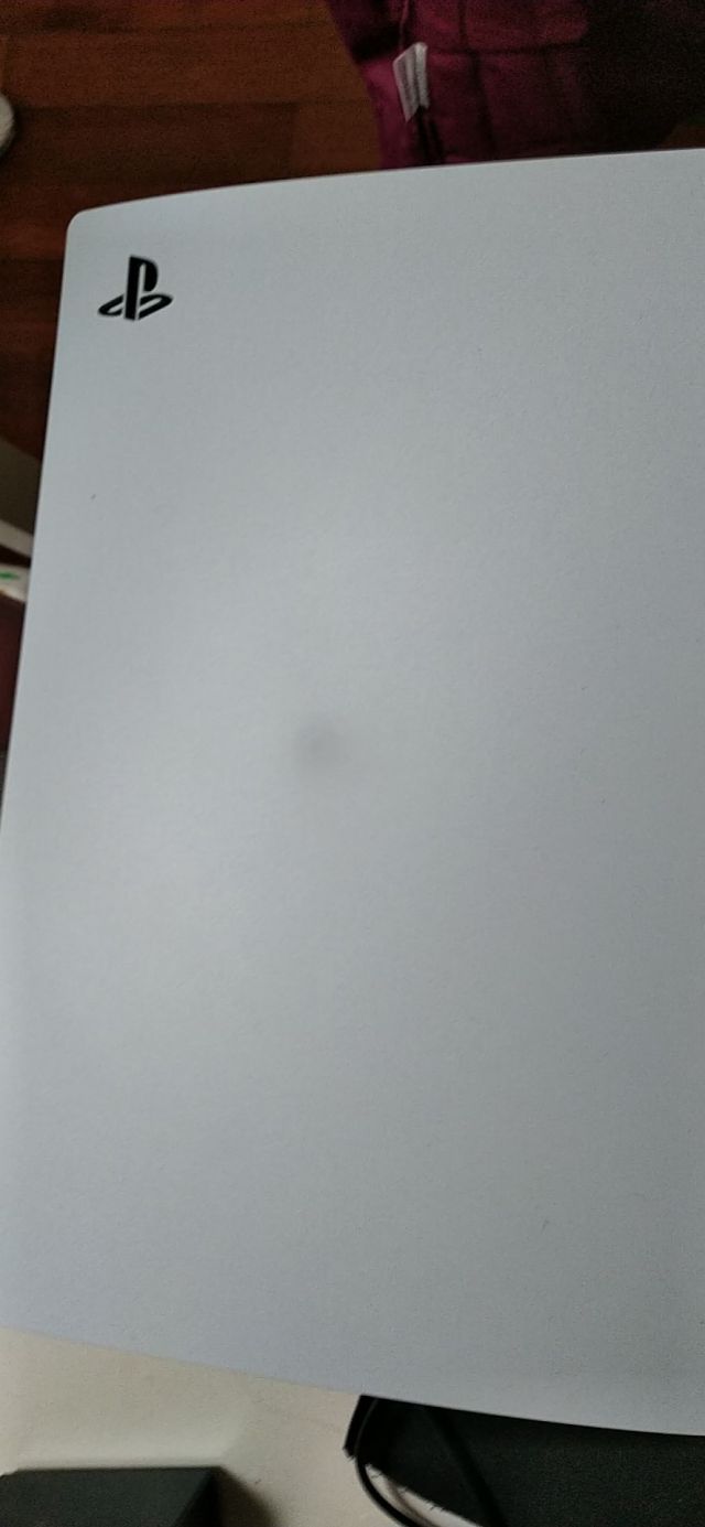 ps5中间一个黑点是烧了吗