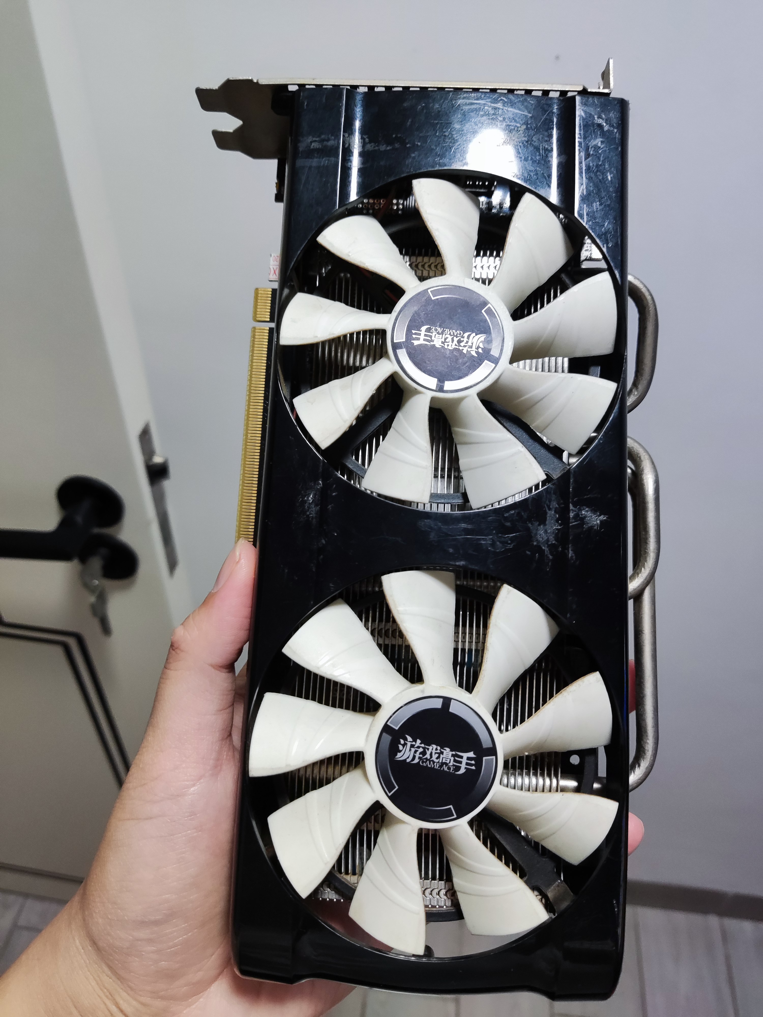 299出r9 370,618出华硕b660m-k全新