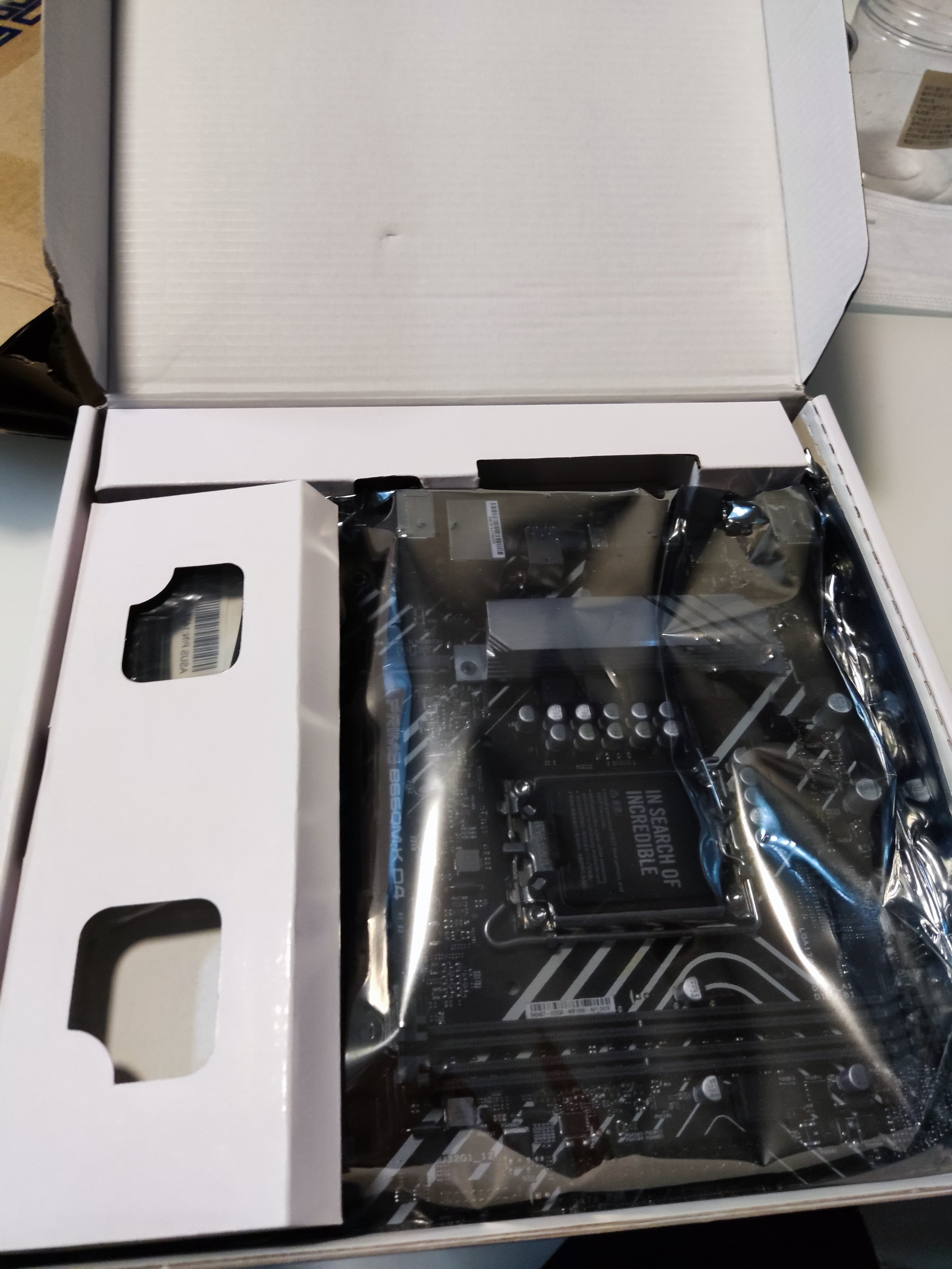 299出r9 370,618出华硕b660m-k全新