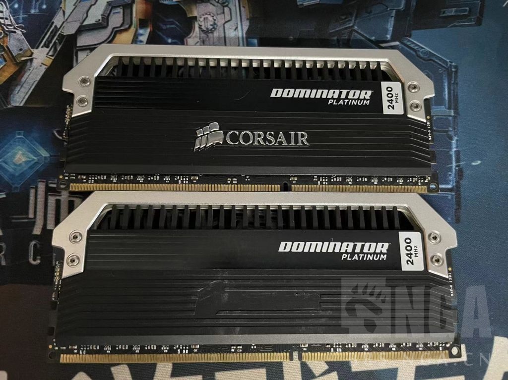 出一套海盗船铂金统治者ddr32400c108gx2