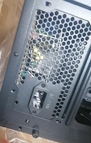 硬件求助问个不太成熟的问题atx电源的螺丝孔位都是一样的吗