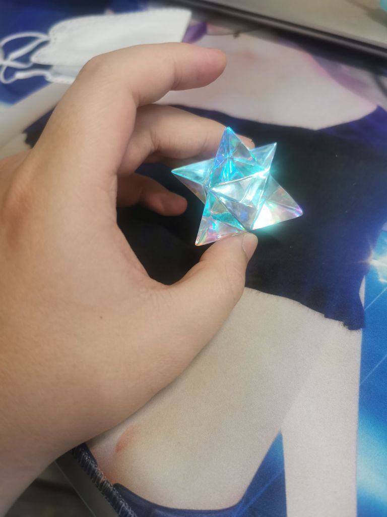 实体圣晶石怎么说有没有老哥要整一颗的