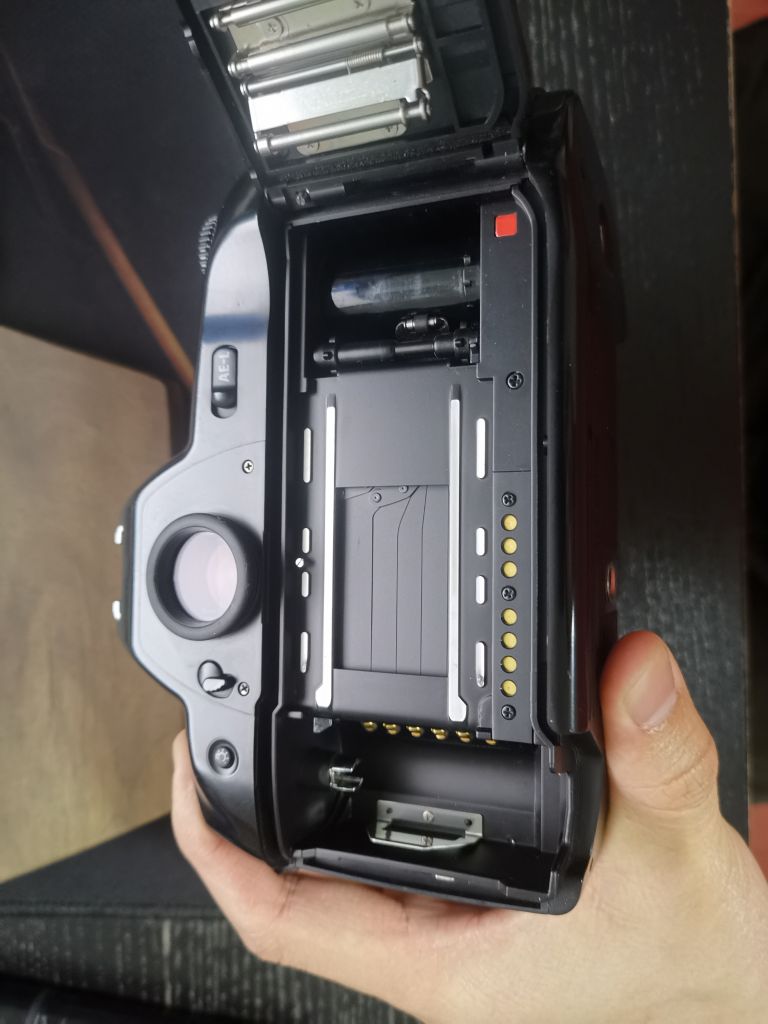 器材交流出一台尼康f90x带mf26后背