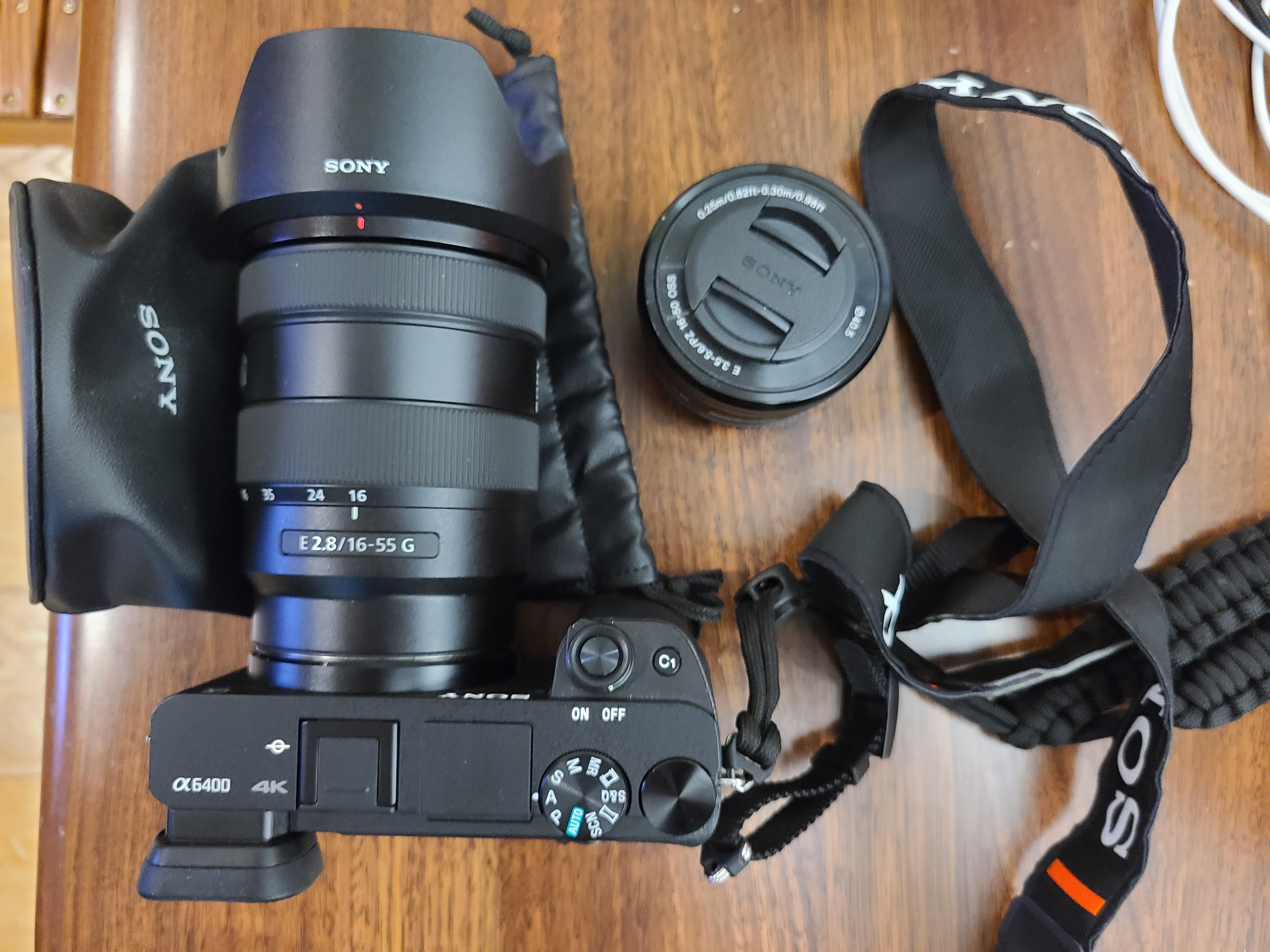 出一个索尼18-55g e2.