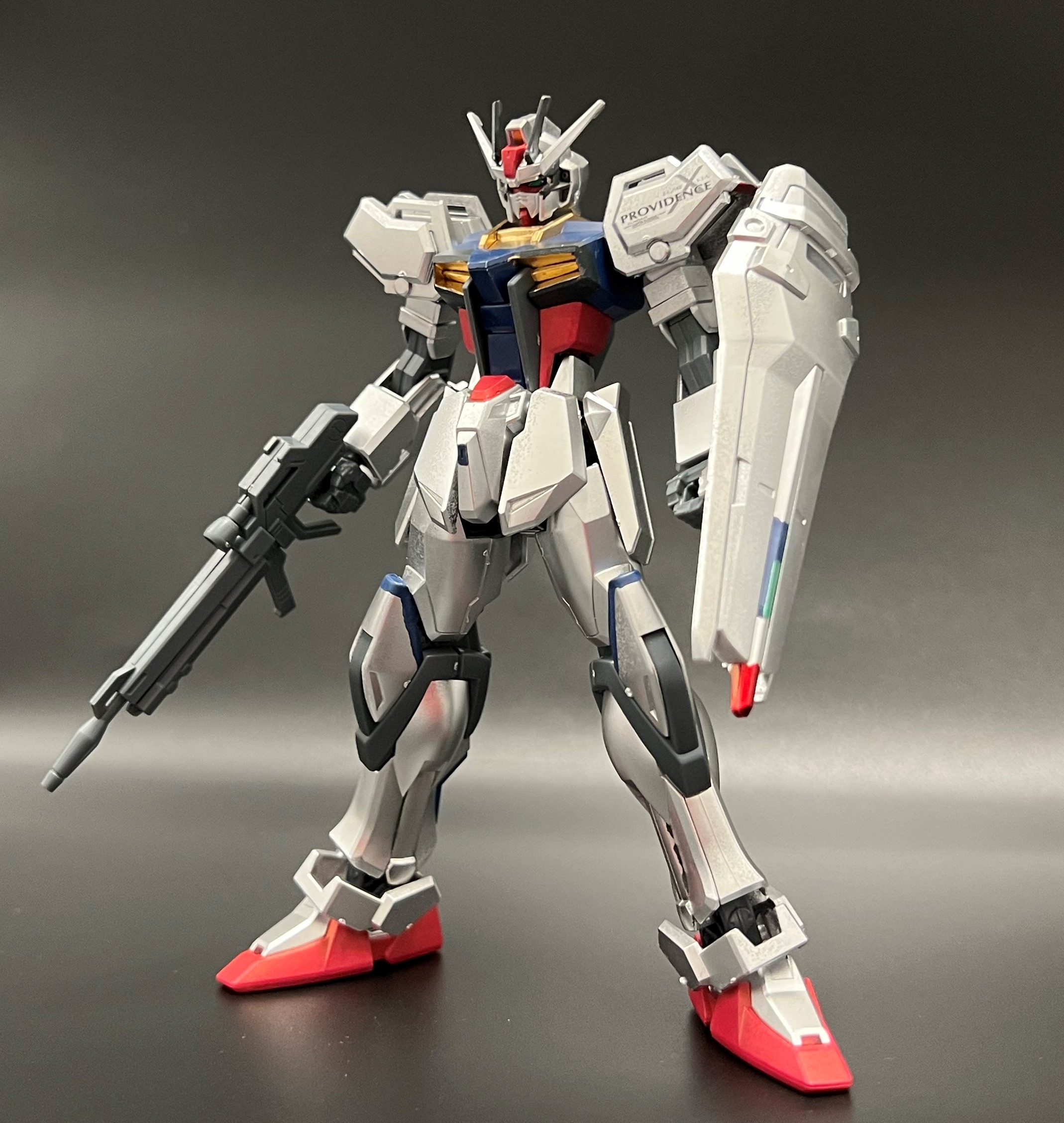 新闻资讯eg1144高达基地限定突击高达paintingmodel官博介绍