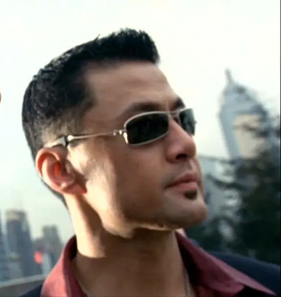 忽然发现户愚吕弟和于荣光造型好像