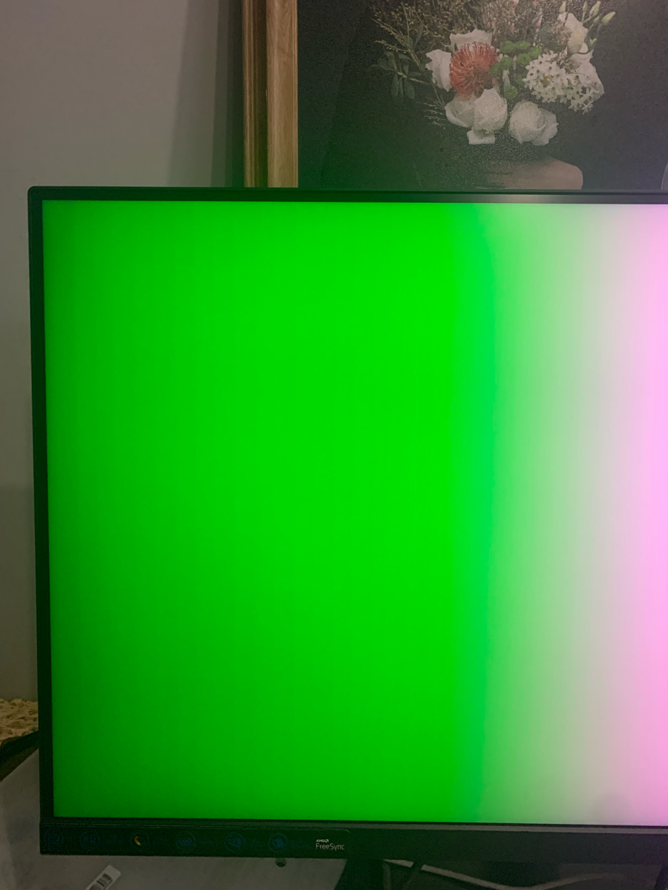 液晶电视图像出现绿斑图片