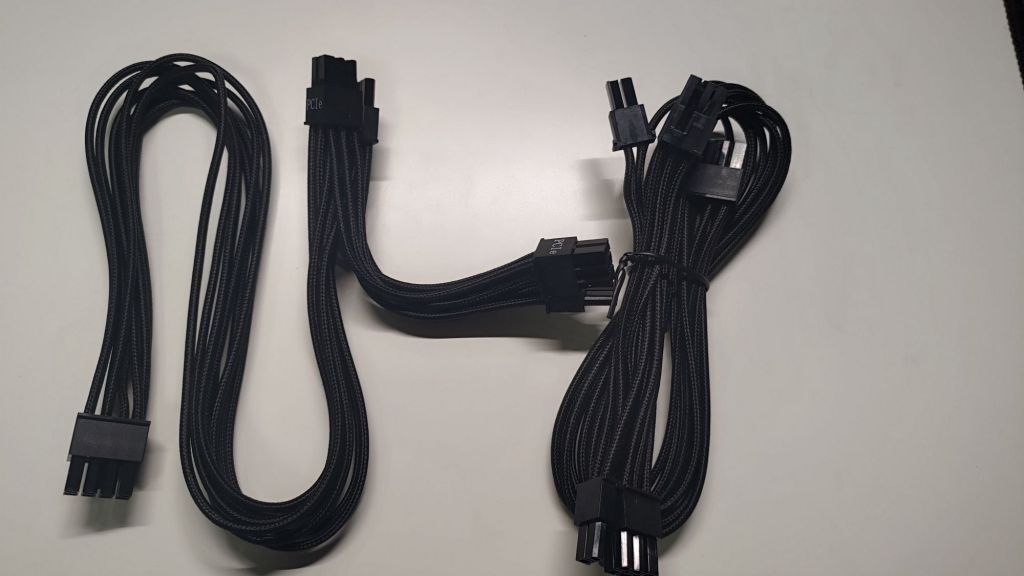 显卡电源线问题