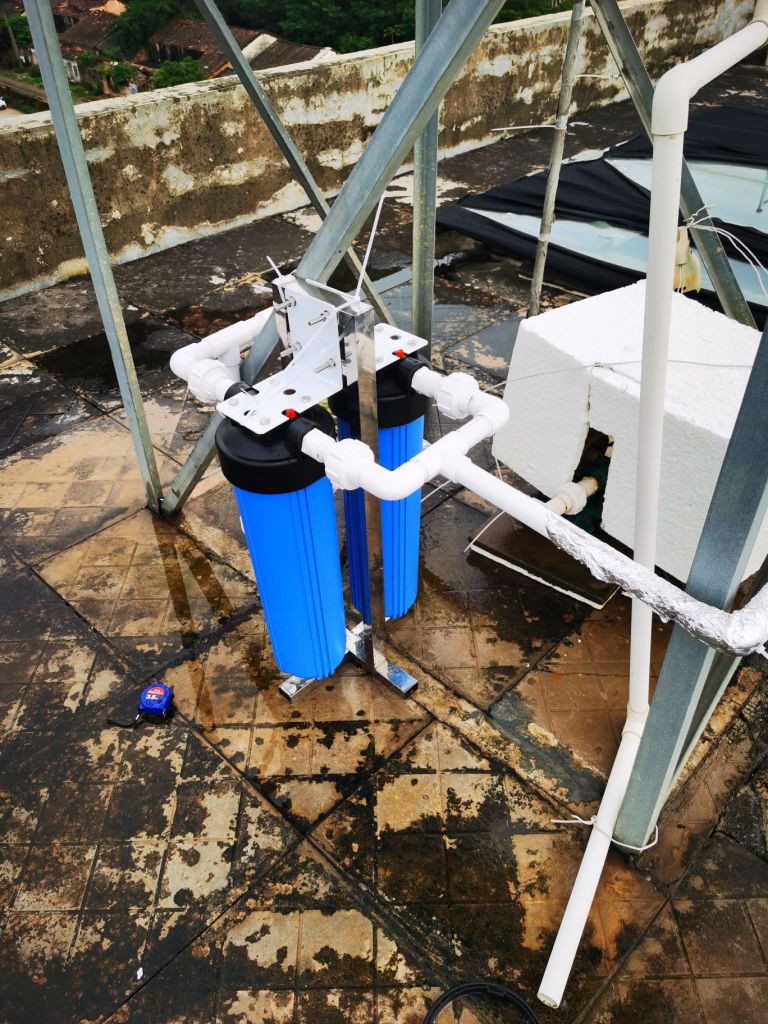 家装日记自己并联装了2个20寸大蓝瓶过滤