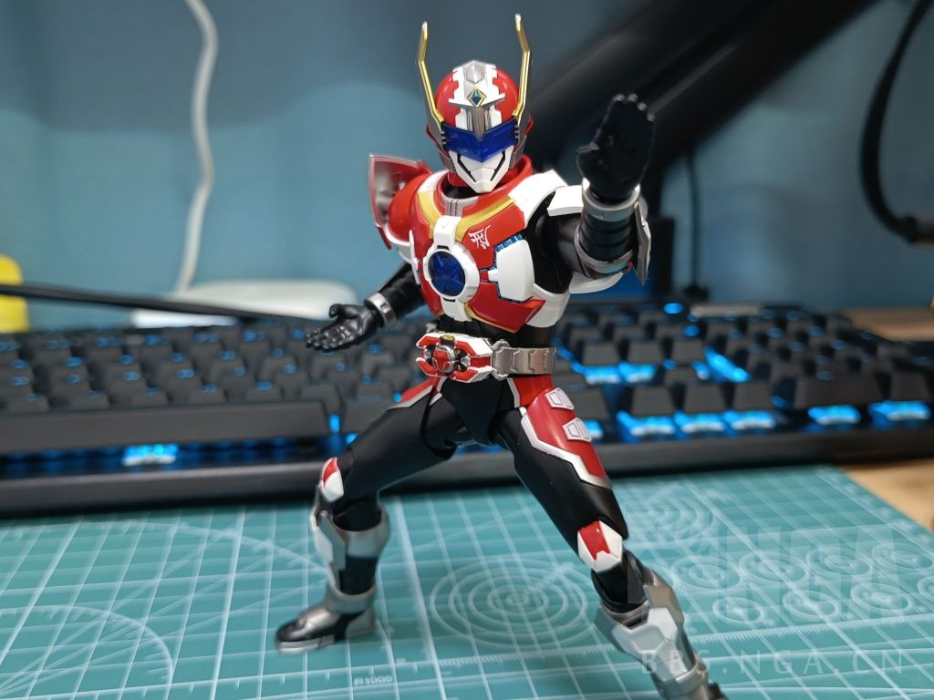 可动成品异次元重工形刻铠甲勇士刑天刑天铠甲旧物新评