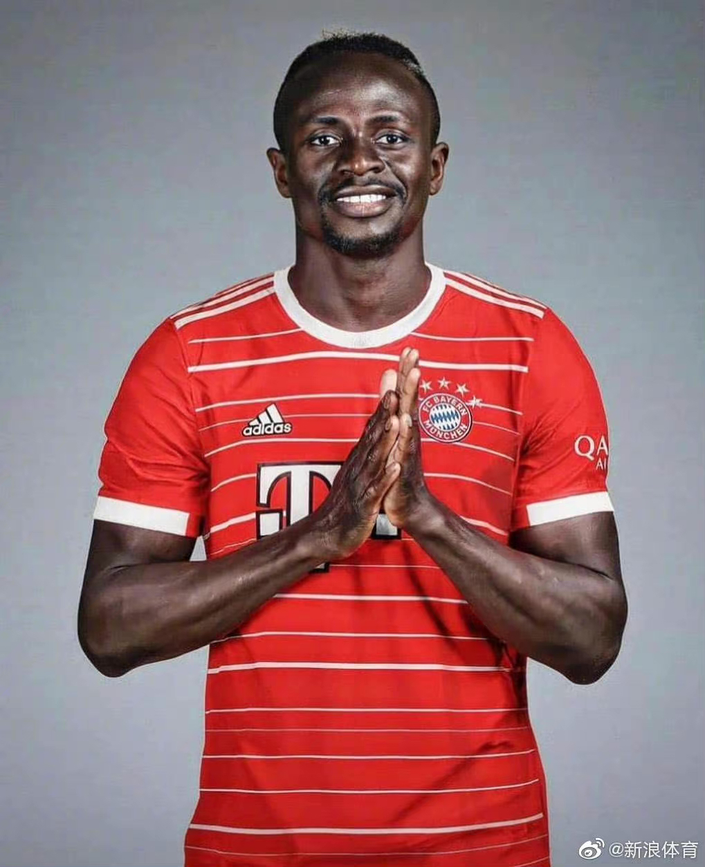 马内官宣加入拜仁