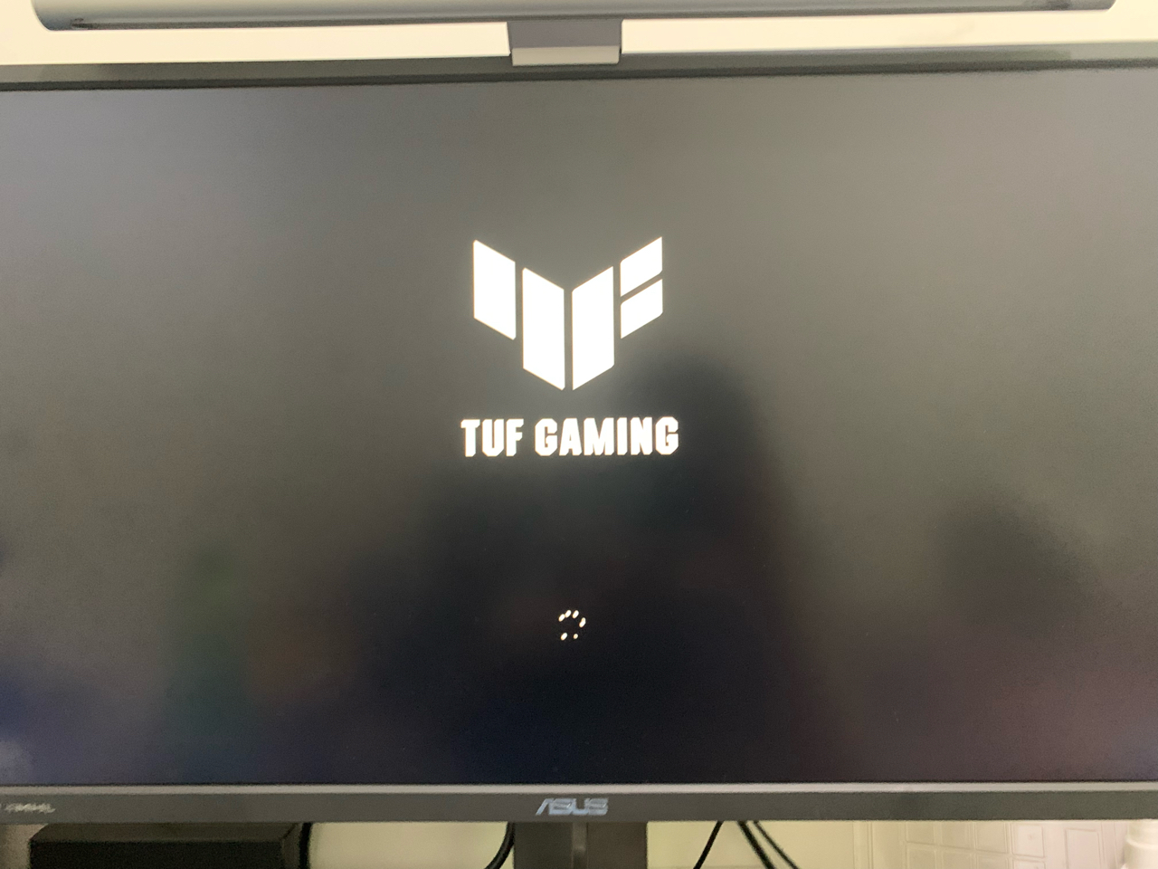 华硕b660重炮手wifi装新系统u盘启动一直转圈